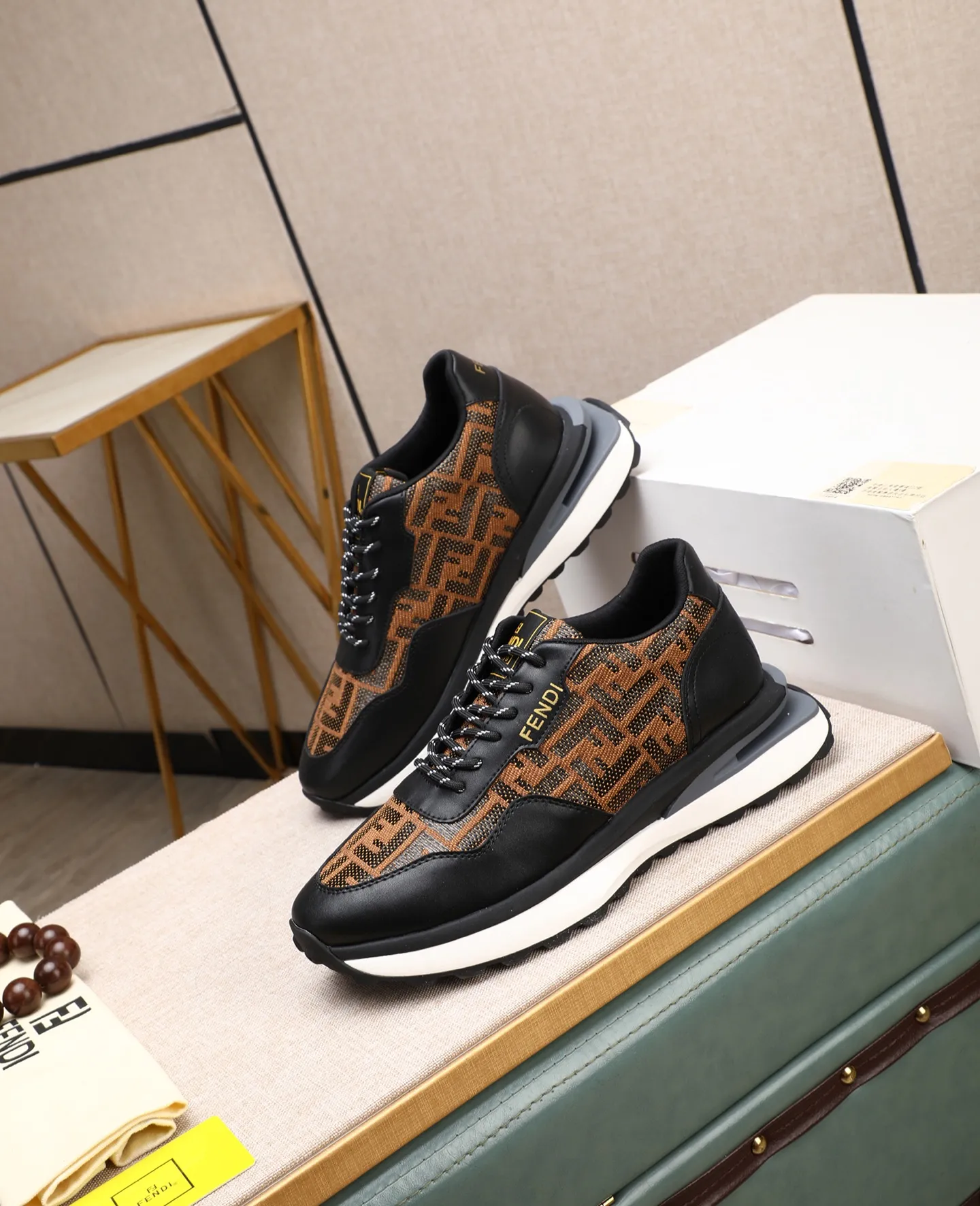 Men's shoes 💰460🕷🕷[FENDI] Fendi fashionable casual men's shoes 🇨🇳Original official website 1:1 model opening, new models are available first 💯Not high-profile but avant-garde, simple About low-key and fashionable, super versatile style 🌿 Made of original cowhide ➕ Pigskin lining 🎋 The version is comfortable on the feet, so rigorous for any small place, and the workmanship is first-class 🍍38-44 Large quantities in stock